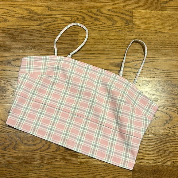Hollister Crop Top.  Large.  Pink Plaid - Picture 4 of 10